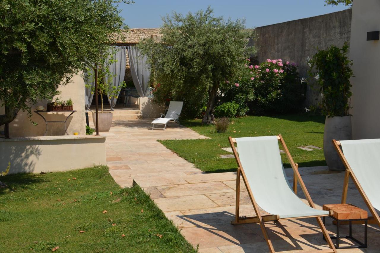 Le Mas Saint Philippe Jonquieres  Exterior photo
